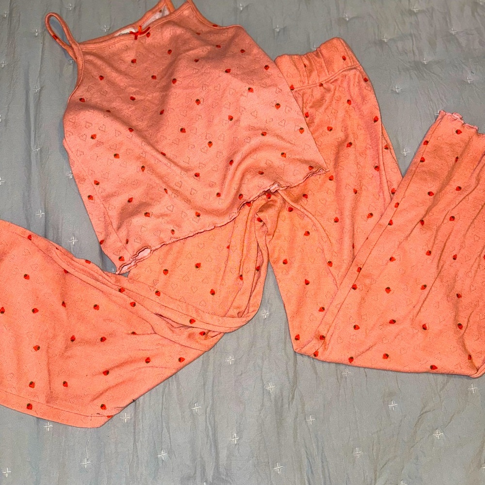 Art Class - Girls Strawberry-Print Pajamas